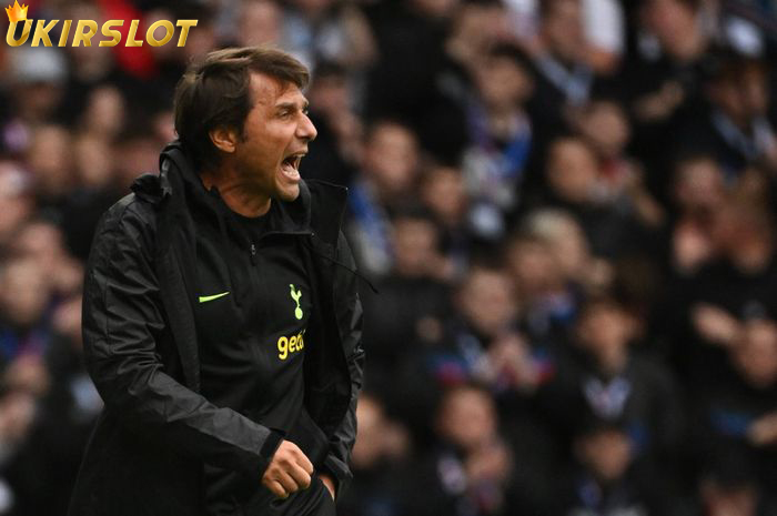 Antonio Conte Ngamuk, Sebut Tottenham Hotspur Lebih Buruk dari Musim Lalu