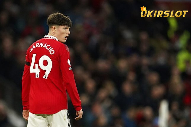 Alejandro Garnacho Resmi Perpanjang Kontrak di Manchester United Hingga 2028