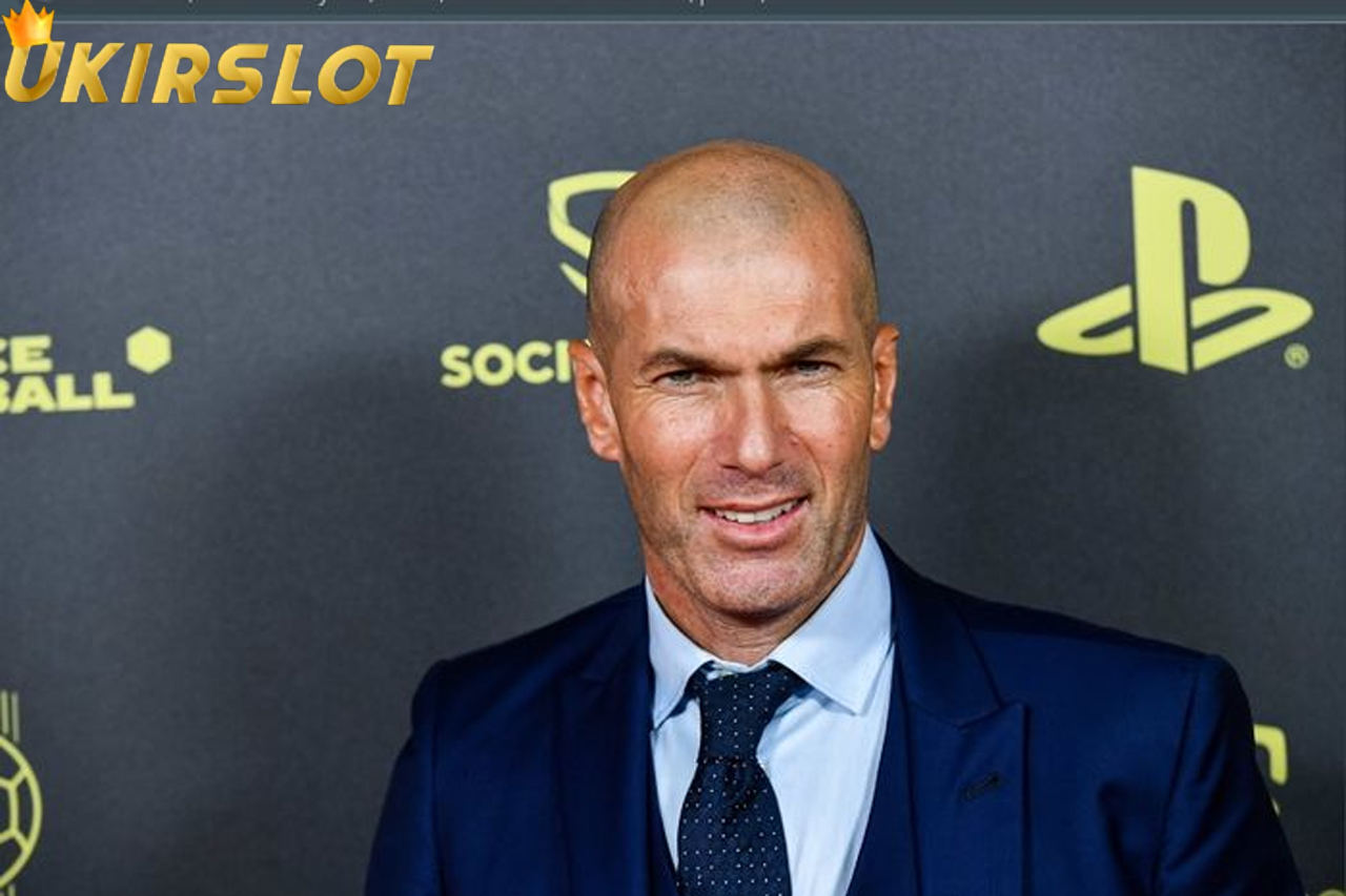 Zinedine Zidane Tak akan Pernah Latih Chelsea