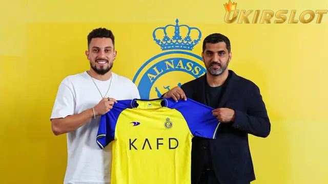 Gabung Al Nassr, Alex Telles Ungkap Pesan Perpisahan untuk MU