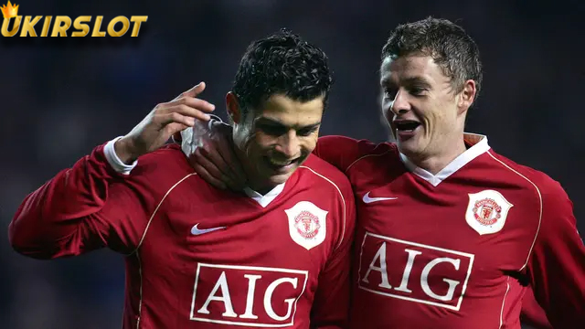 Curhat Menyayat dari Eks Keluarga Besar Manchester United : Ole Menyesal Membawa Cristiano Ronaldo