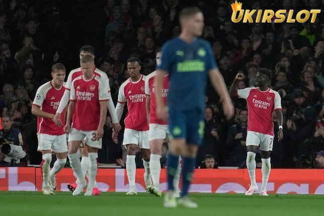 Arsenal Gilas PSV 4-0, Ini Baru Si Merah yang Jago Itu, Pemanasan Sebelum Ketemu Bayern Munchen