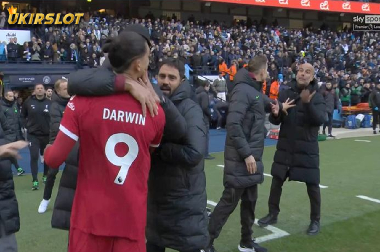 Cekcok dengan Guardiola, Darwin Nunez sampai Dijauhkan dan Dipeluk Klopp