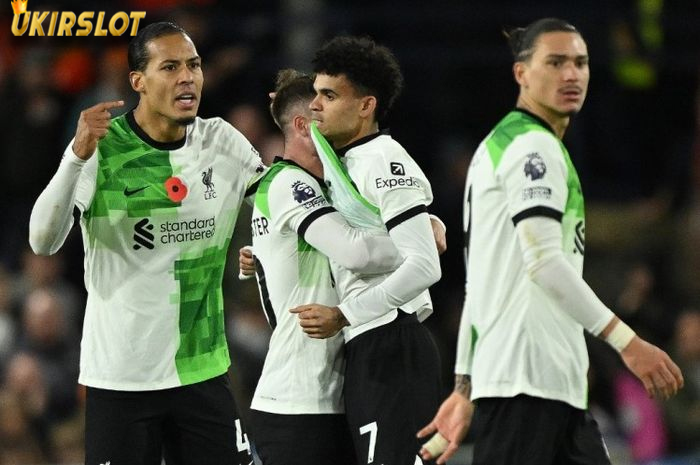 Hasil dan Klasemen Liga Inggris - Poin Sama, Liverpool Langkahi Peringkat Arsenal