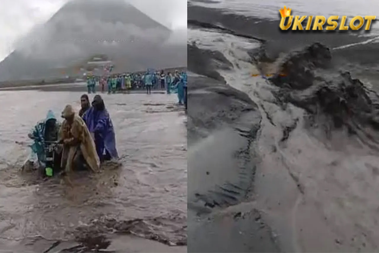 Momen Lautan Pasir Gunung Bromo Banjir Usai Hujan Deras Ini Viral