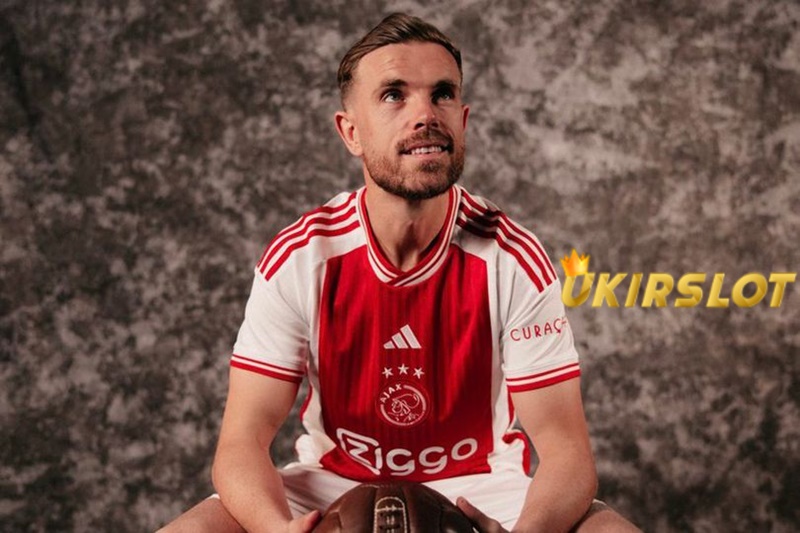 Jordan Henderson Resmi Gabung Ajax Amsterdam