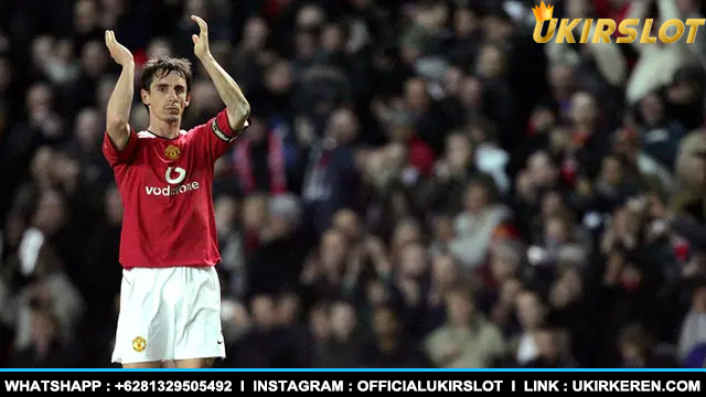 Legenda MU Gary Neville Sebut Stadion yang Punya Atmosfer Tergila: Bukan Anfield atau Markas Galatasaray