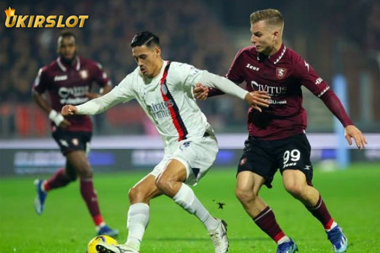 Link Live Streaming Fiorentina Vs AC Milan - Pujian Setinggi Langit Stefano Pioli untuk Gelandang Keturunan Indonesia