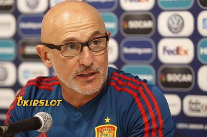 Peluang timnas Spanyol dianggap masih belum hilang meski tidak menjadi favorit pada Euro 2024. Luis de la Fuente