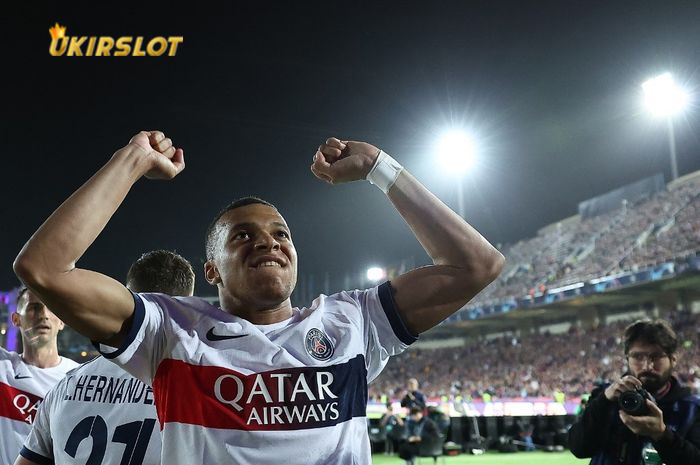 Real Madrid akan segera mengumumkan transfer Kylian Mbappe. El Real berencana meresmikan sang pemain besok atau satu hari