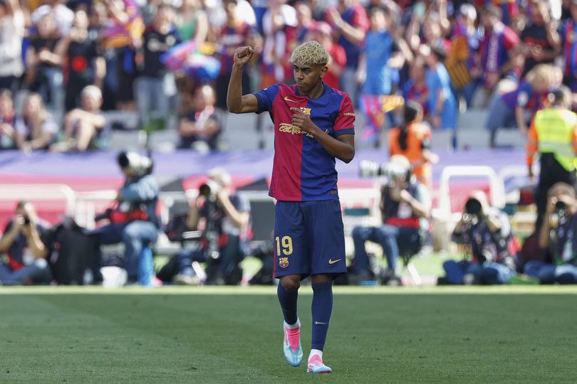 Hansi Flick Puji Kedewasaan Lamine Yamal Usai Bawa Barcelona Kalahkan Madrid